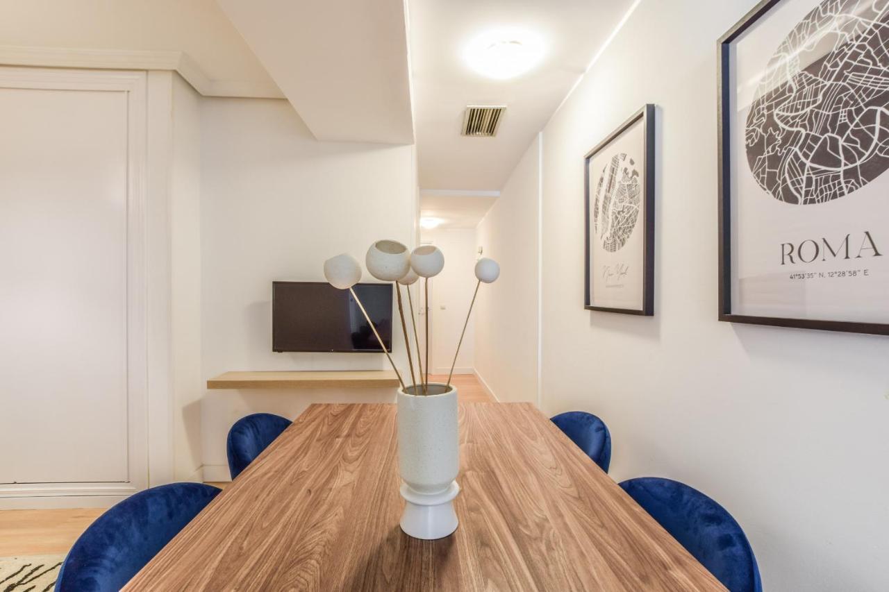Apartamentos Reformados En Lavapies Madrid Esterno foto