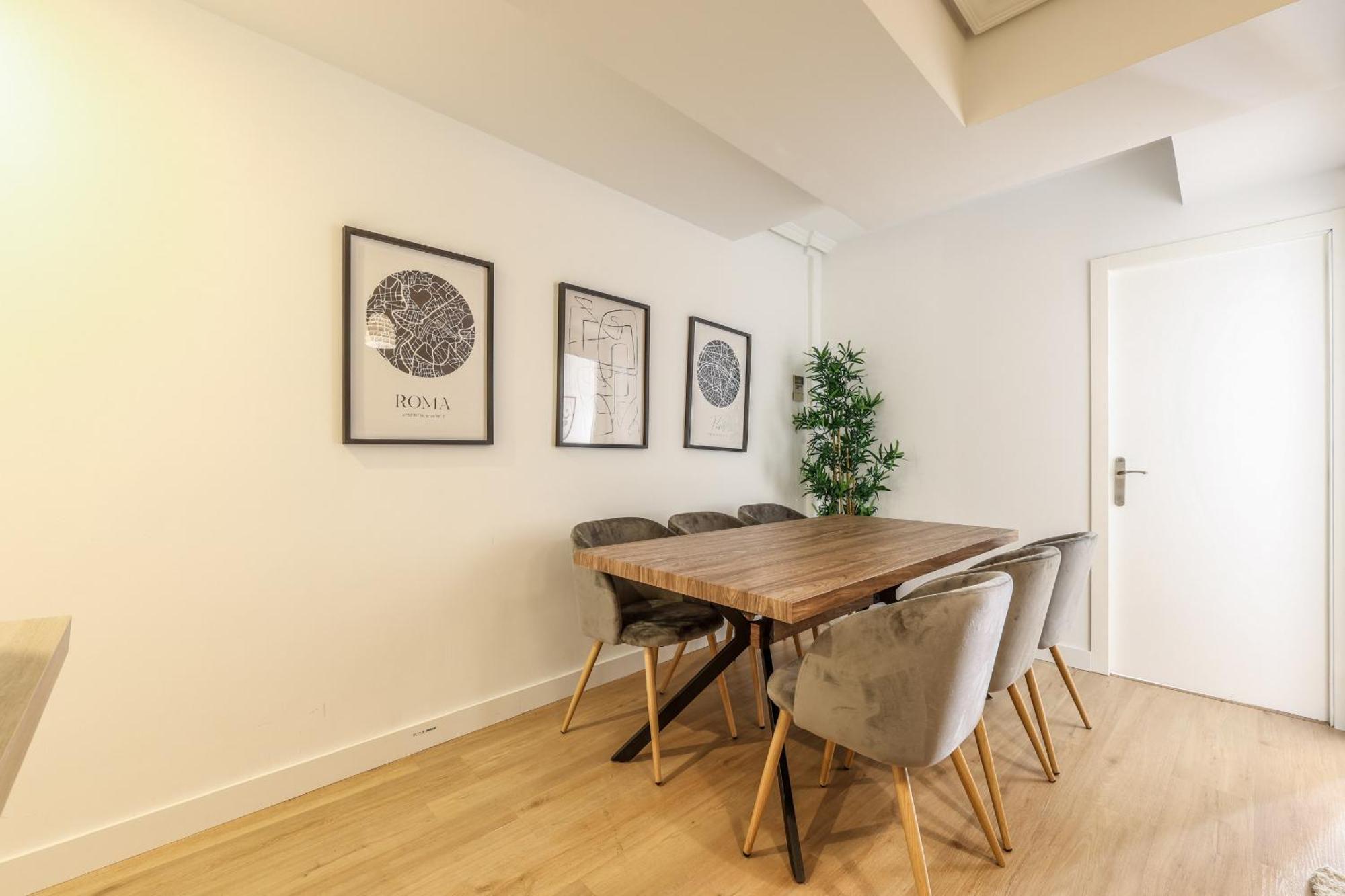 Apartamentos Reformados En Lavapies Madrid Esterno foto