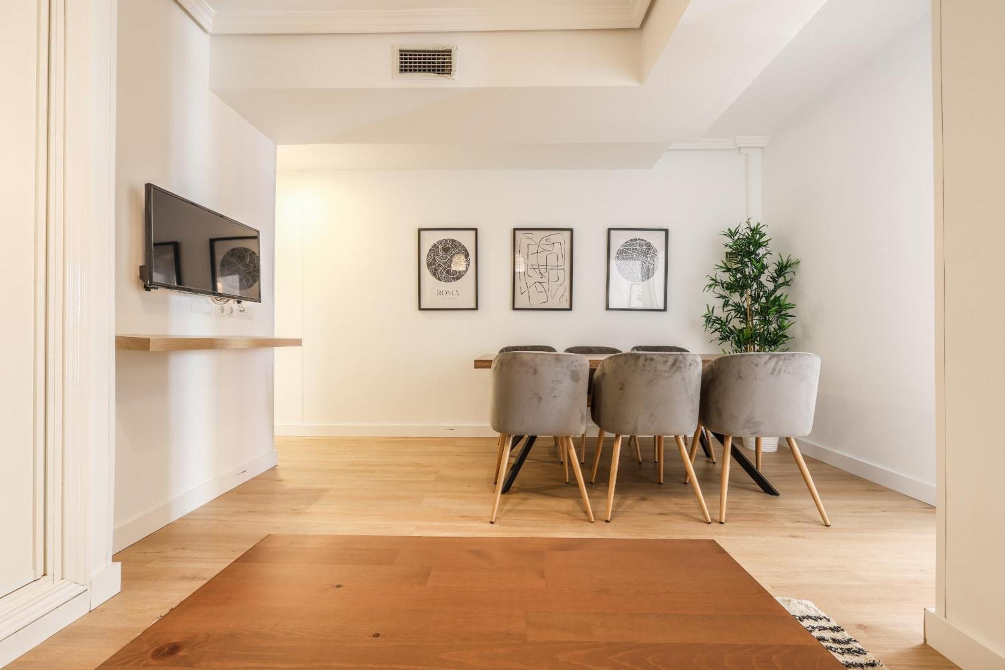 Apartamentos Reformados En Lavapies Madrid Esterno foto