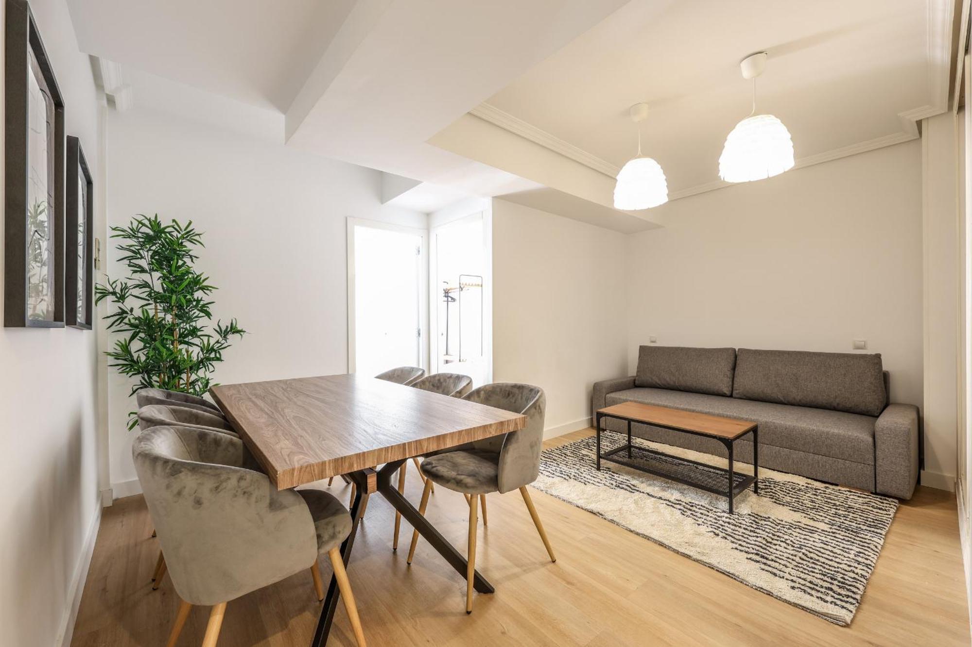 Apartamentos Reformados En Lavapies Madrid Esterno foto